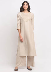 Grid Embroidered Yoke Kurti