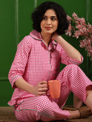 Breezy Pink Checkered Nightwear