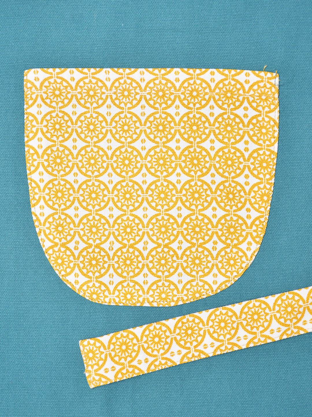 Kitchen Queen Teal Cotton Printed Apron