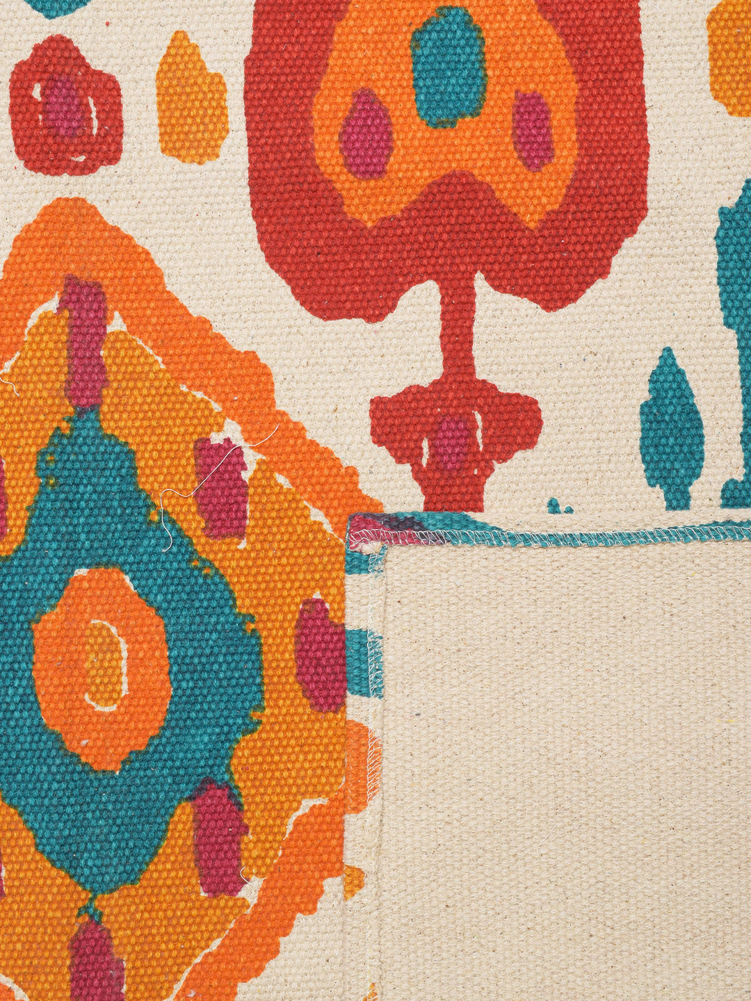 Ecletic Ikat Printed "4x5.5 ft." Cotton Carpet