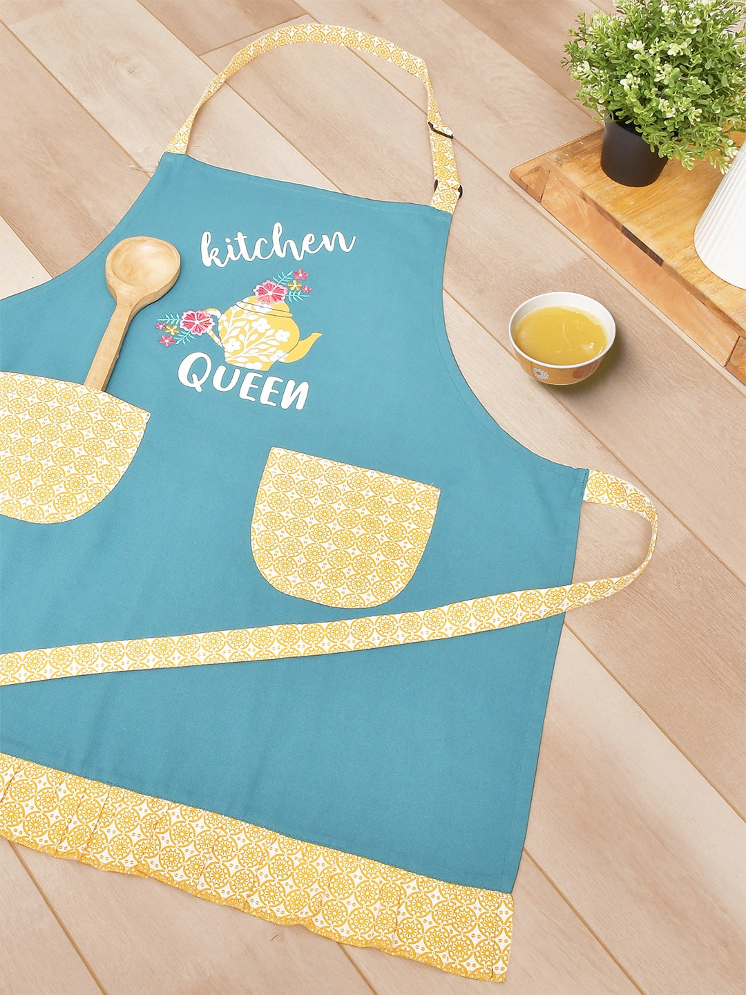Kitchen Queen Teal Cotton Printed Apron