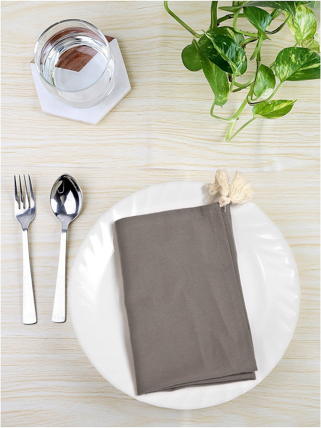 Set of 6 & 8 Fawn Tasseled Table Napkins