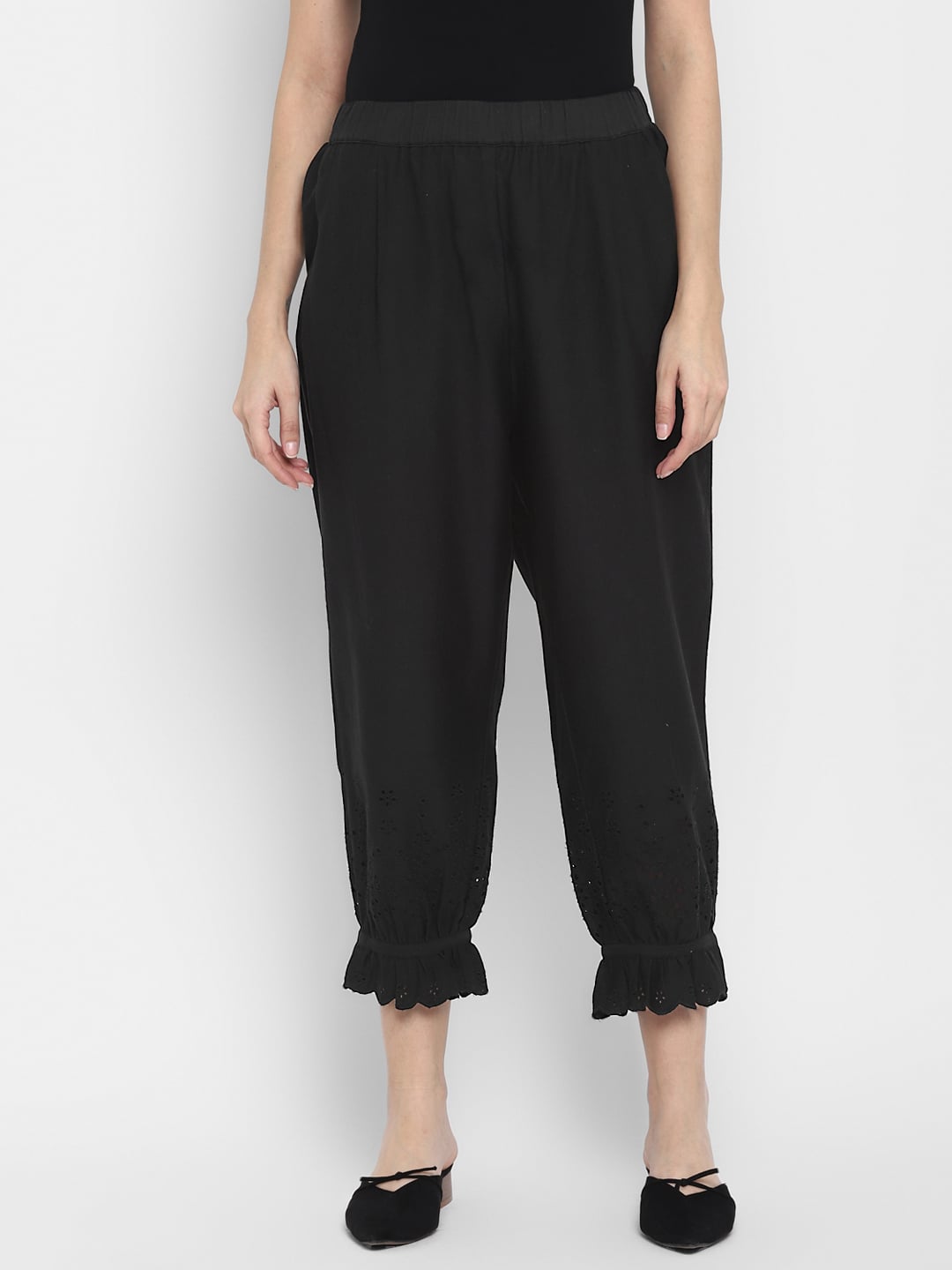 Schiffli Trouser