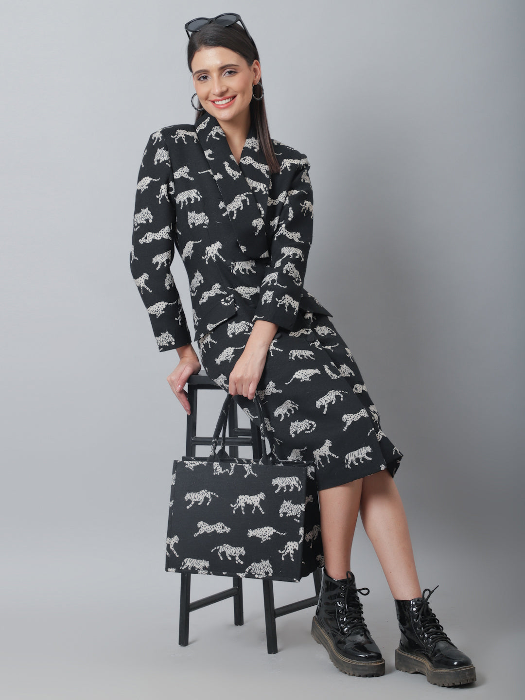 Black Jacquard Tiger Patterned Handbag