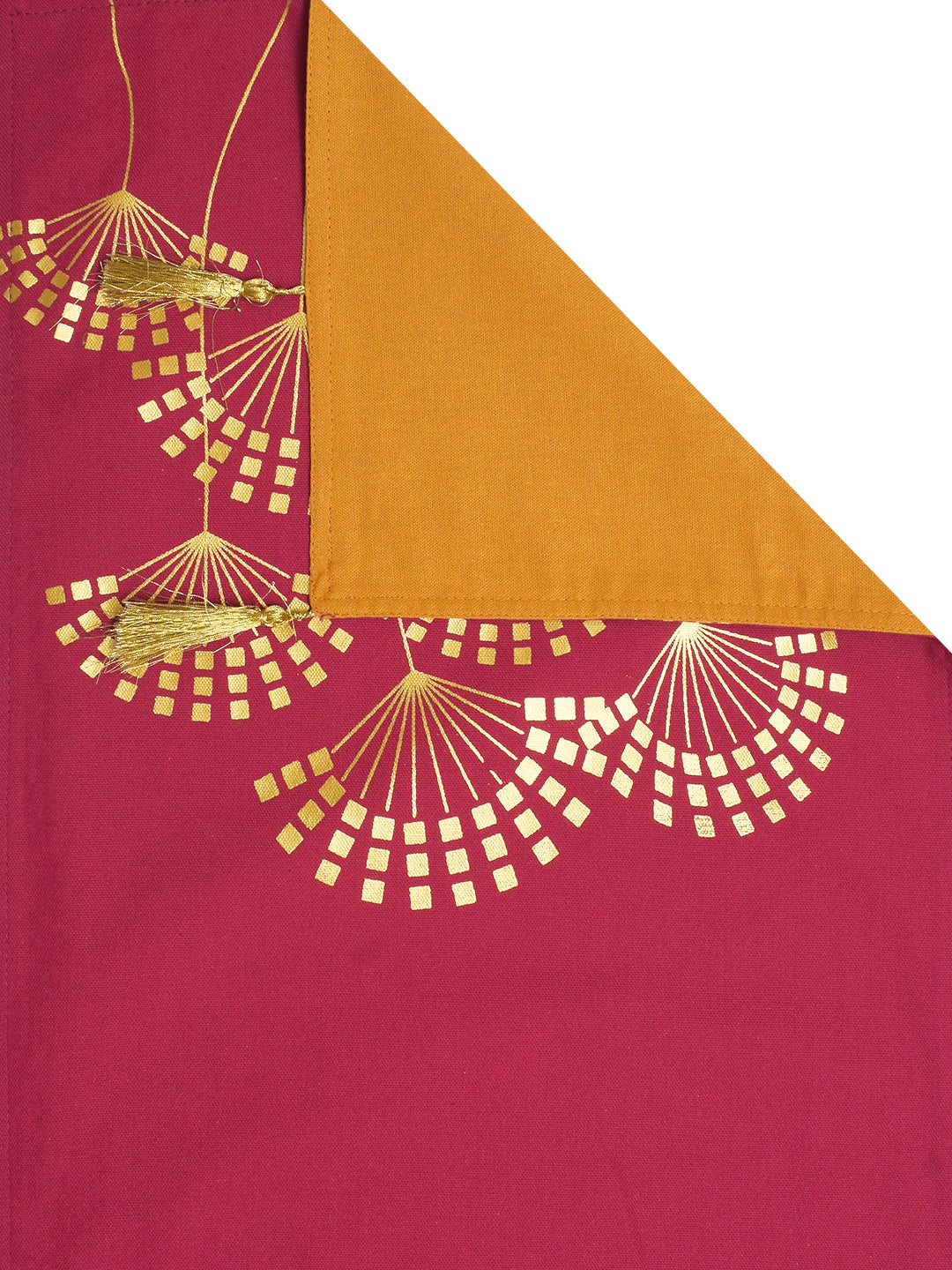 Dainty Cotton Printed 4/6 Seater Table Runner
