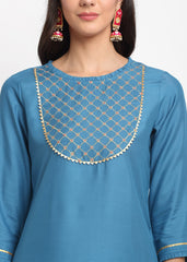 Grid Embroidered Yoke Kurti