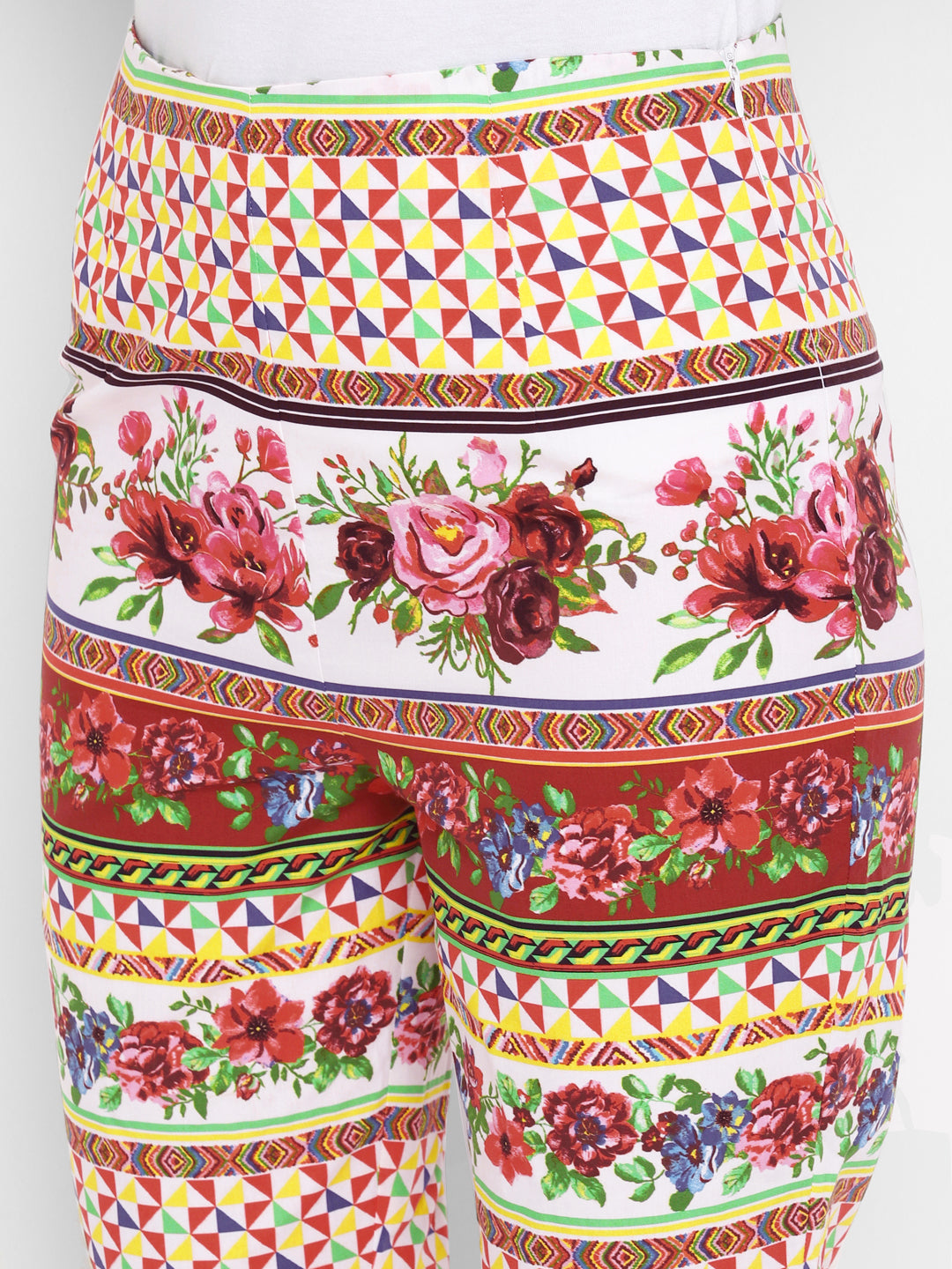 Multi-Coloured Floral Set