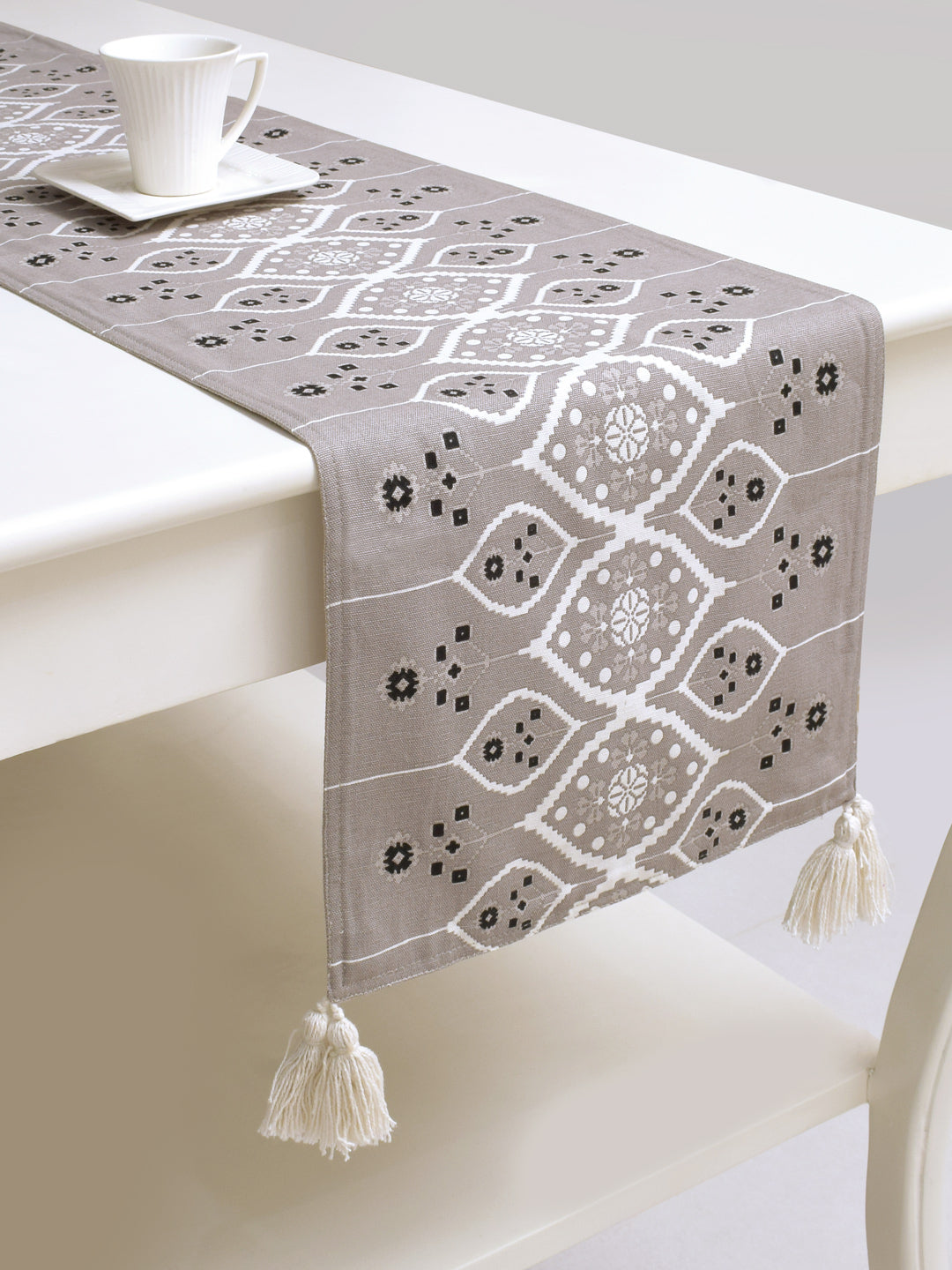 Rythm Cotton Printed 4/6 Seater Table Runner