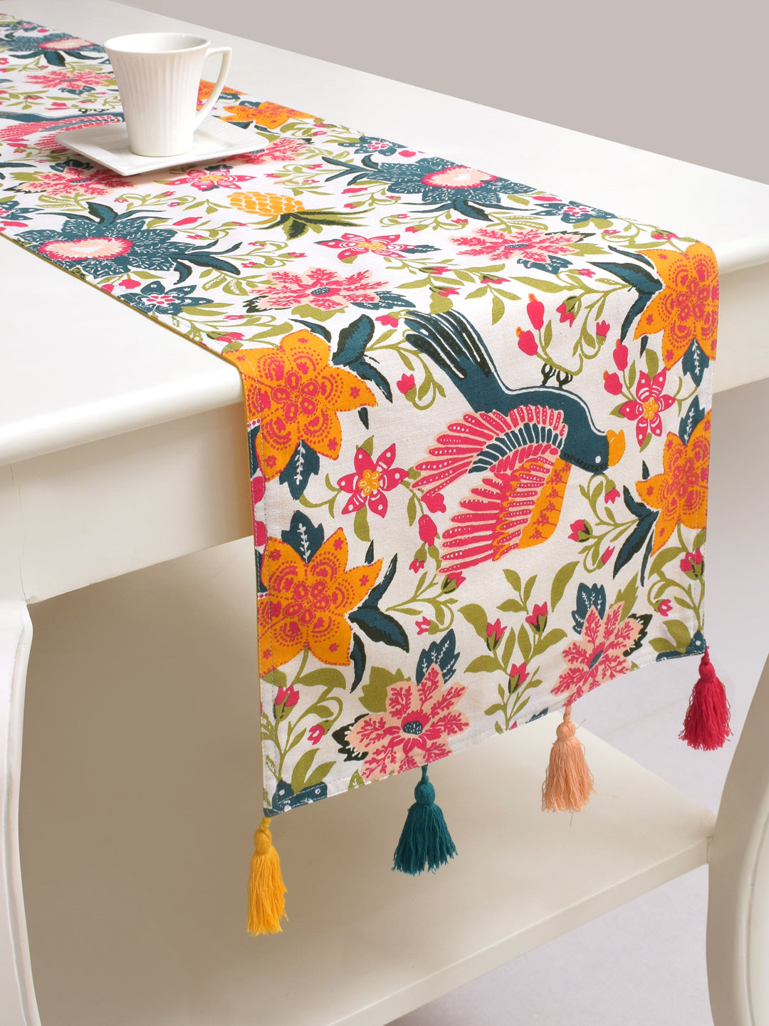 Scrolling Garden Cotton Printed 4/6 Seater Table Runner