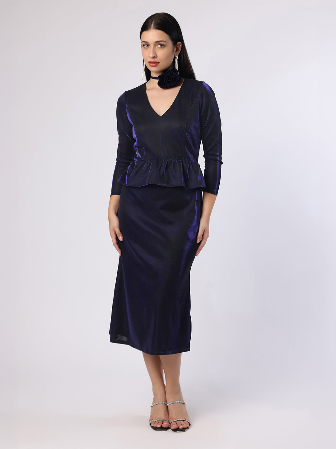 Blue Lycra Lurex Skirt And Top With Flower String Brooch