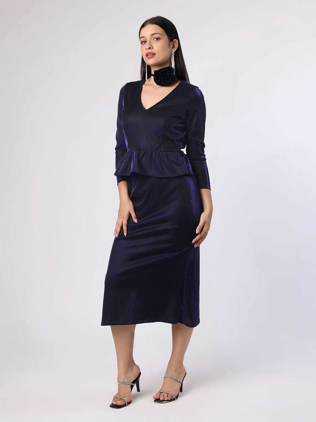 Blue Lycra Lurex Skirt And Top With Flower String Brooch