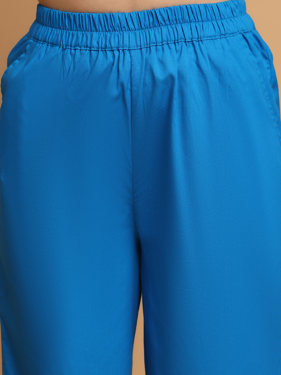 Bright Blue Pyjama Set With Lace At Collar