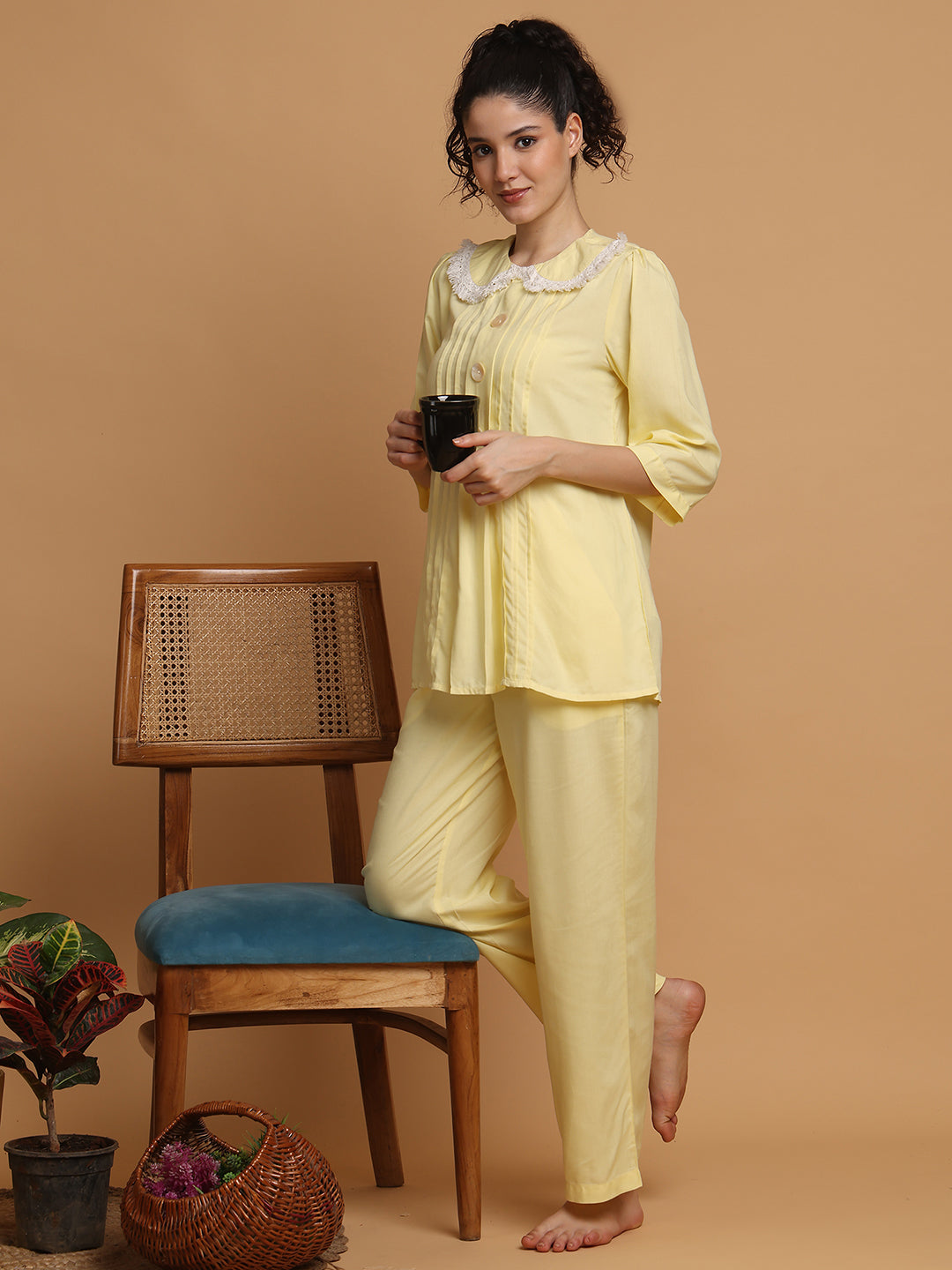 Lemon Yellow Fringe Lace Collar Nightwear