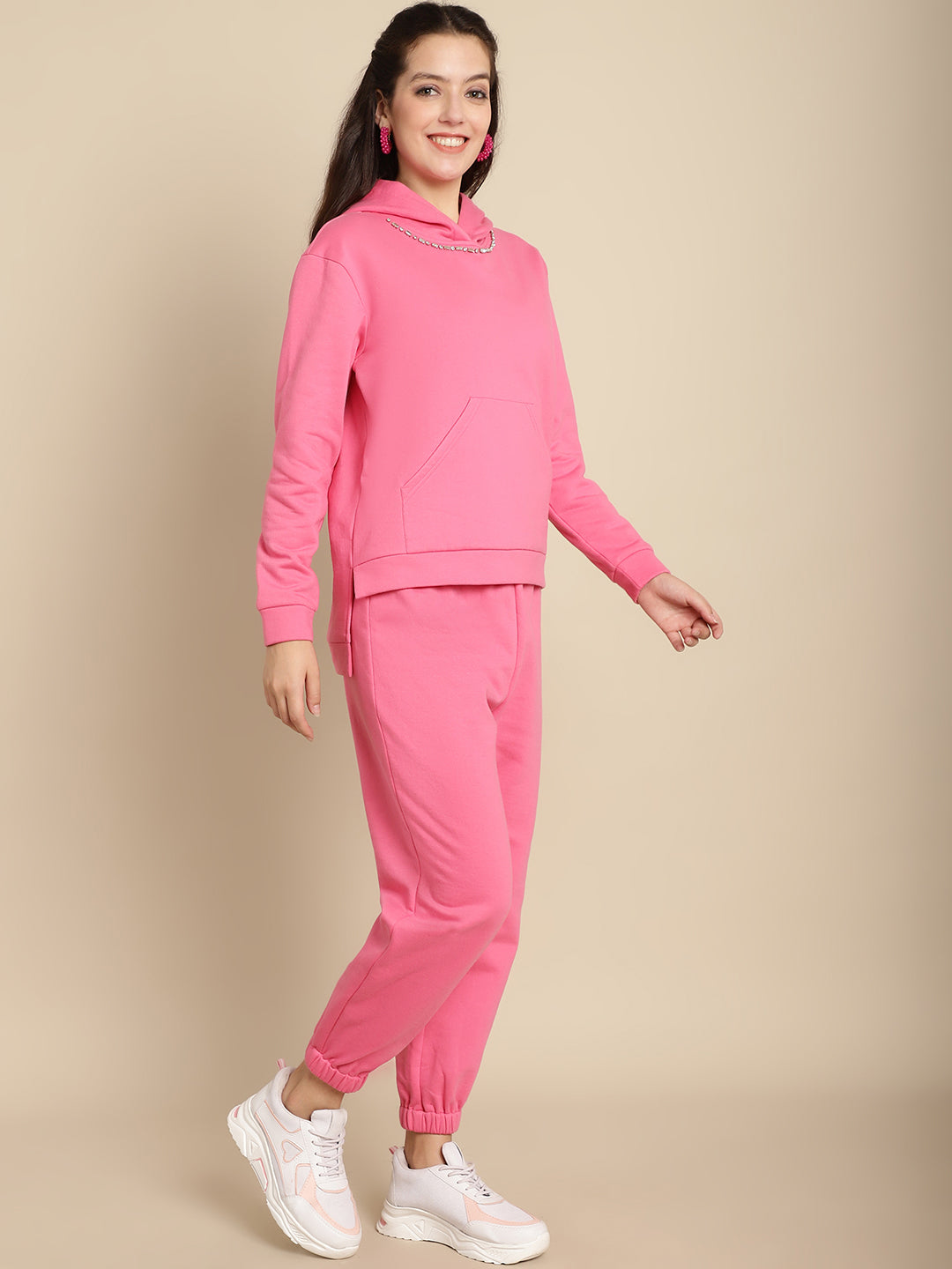 Embellished hoodie with high-low hem combined with jogger