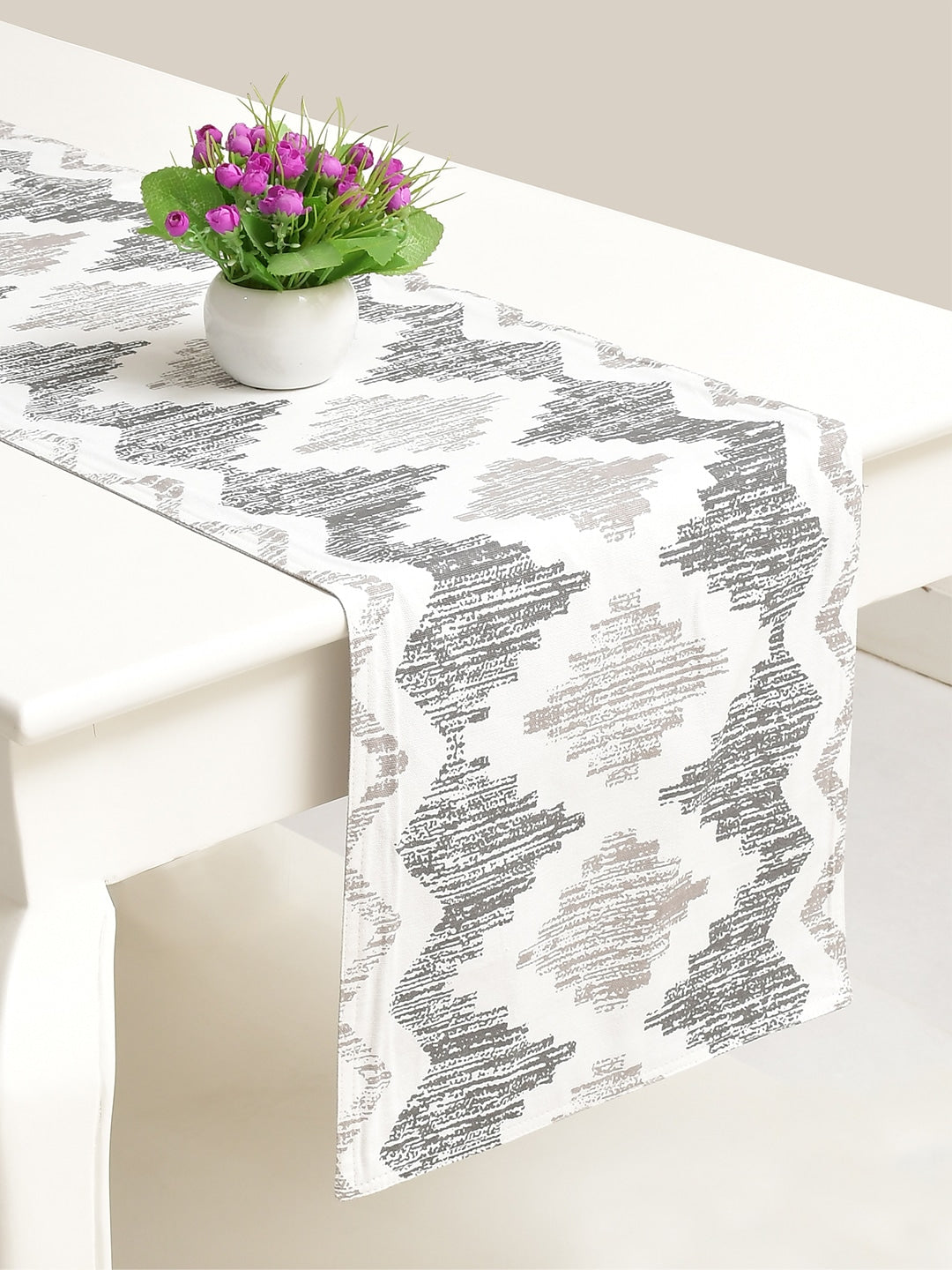 Kohinoor 100% Cotton Grey 4/6 Seater Table Runner